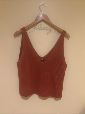 Azalea Ribbed Cotton Blend V-Neck Tank Top in Rust Size Large